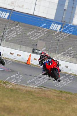 media/Nov-26-2022-Fastrack Riders (Sat) [[b001e85eef]]/Level 3/Session 3 Outside Turn 9/